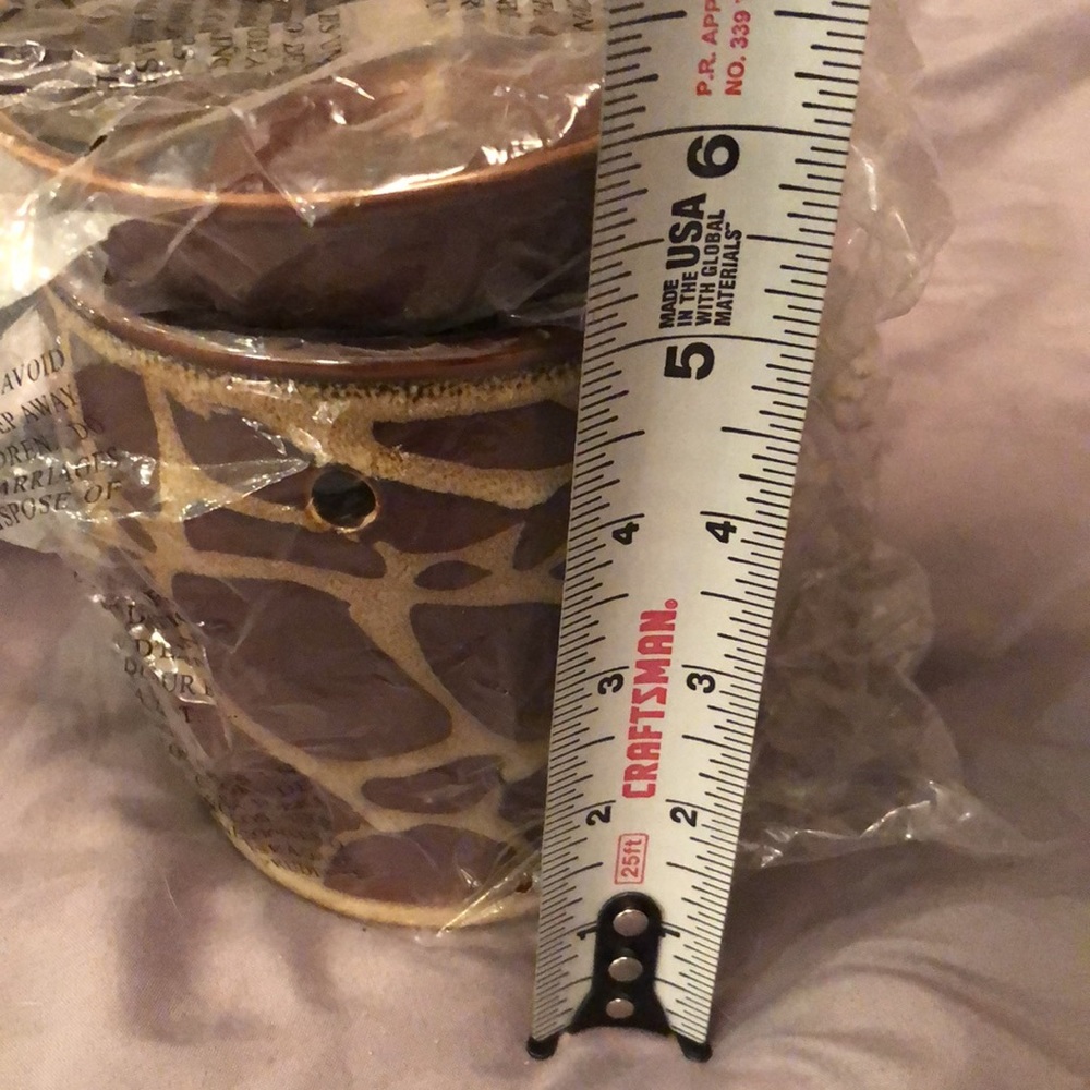 EUC Scentsy Deluxe Giraffe Warmer 🦒 - Picture 8 of 8